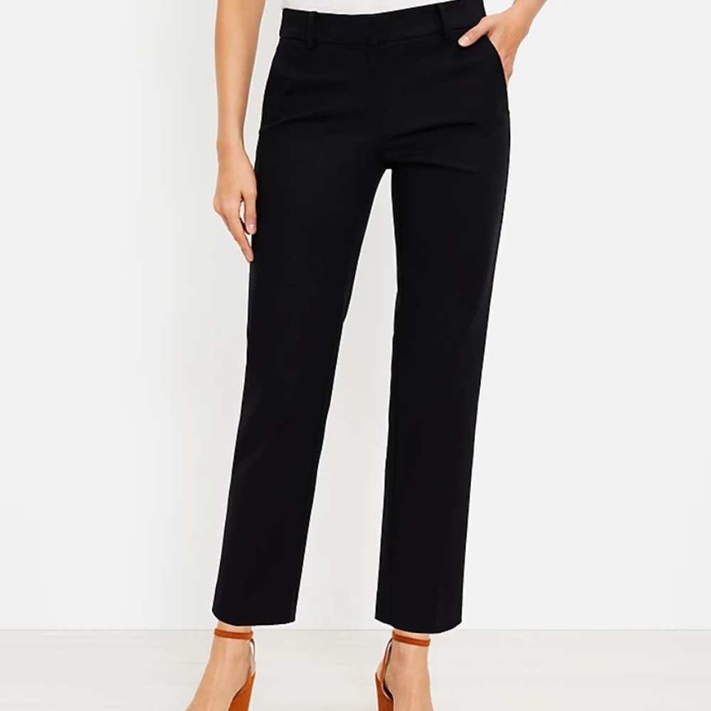 NWT! Riviera Slim Black Pants Size 6
